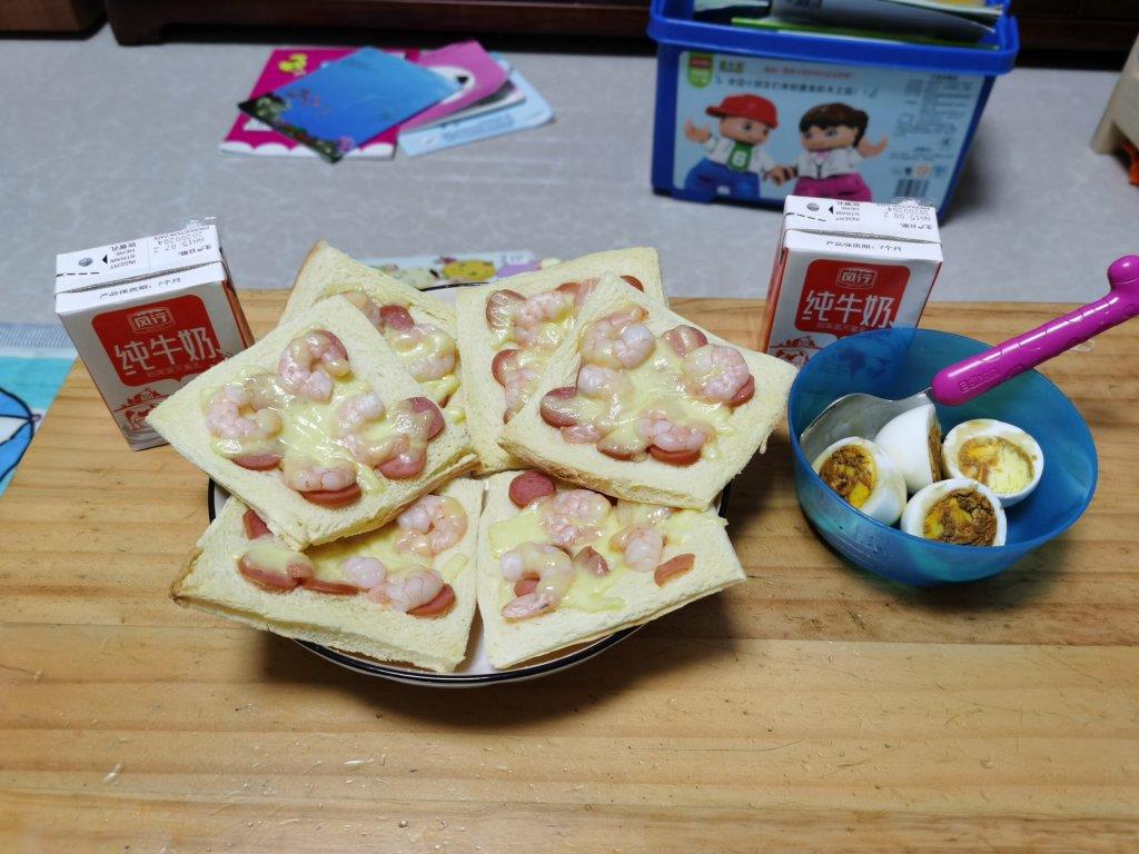 馋哭的小孩，最爱的芝士吐司！