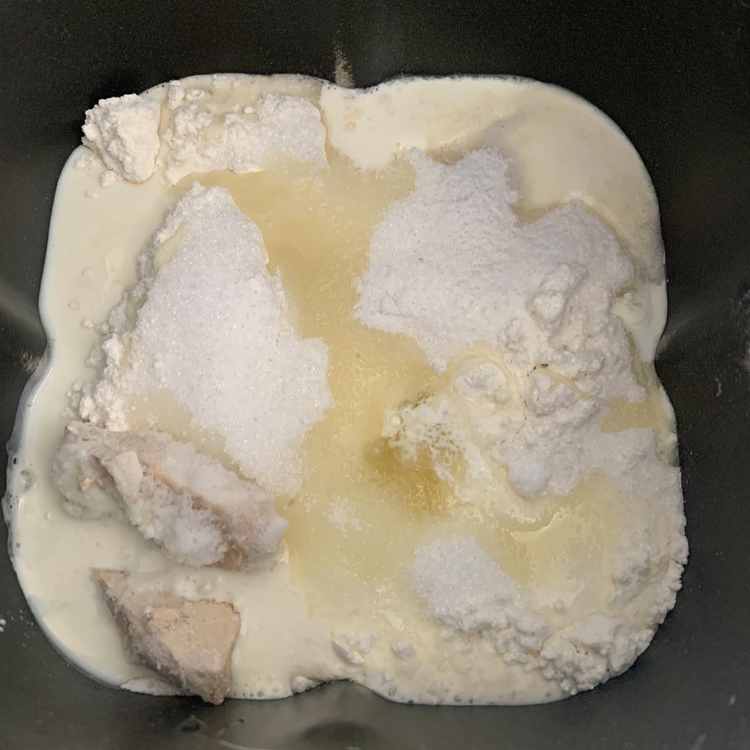 纯奶手撕吐司的做法 步骤1