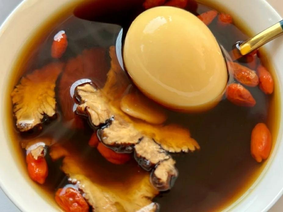 熟地当归鸡蛋汤