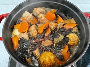 #疫情菜谱#胡萝卜炖肉（铸铁锅版）的做法 步骤7