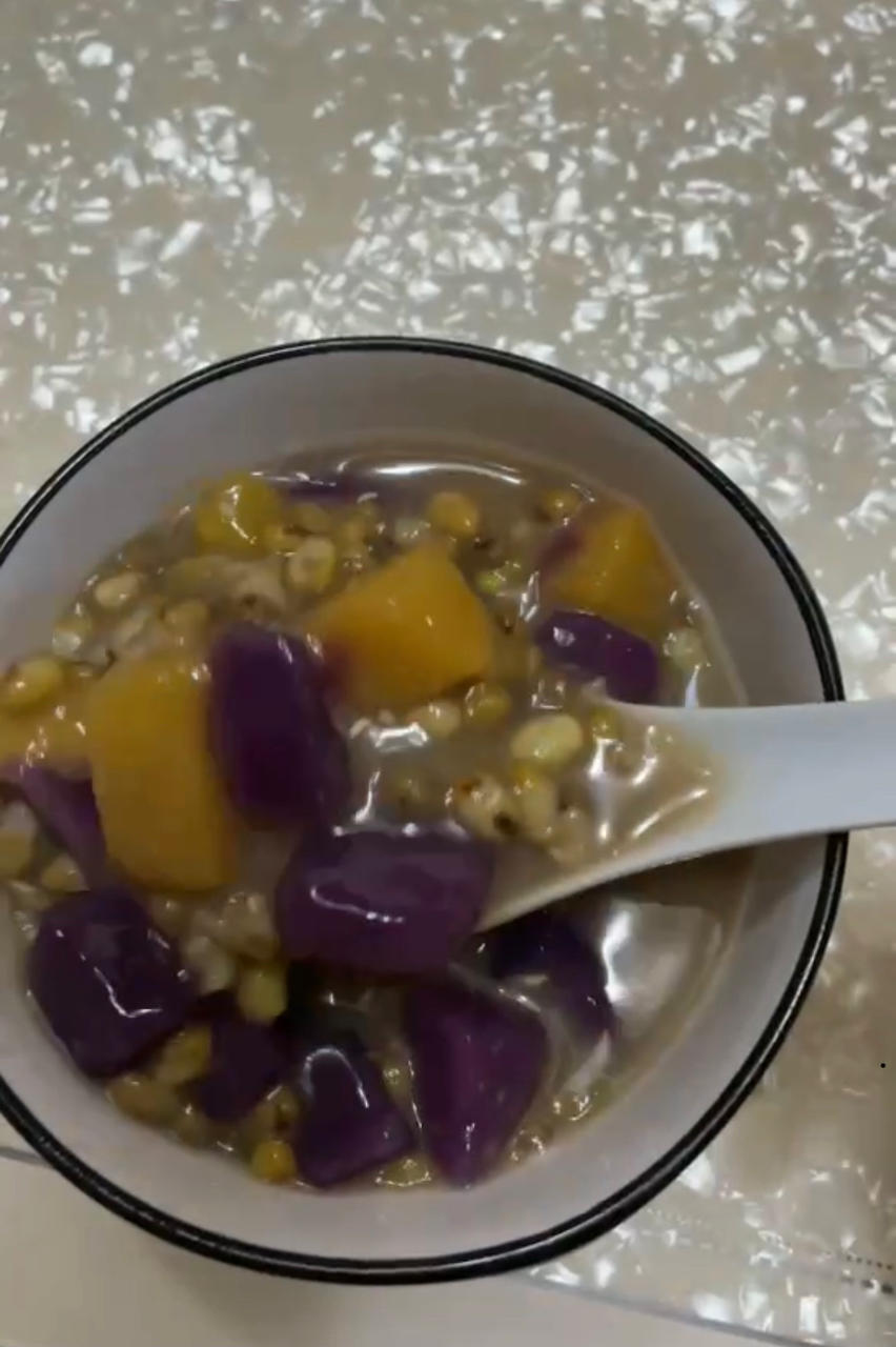 0难度快手消暑甜品【绿豆芋圆羹】