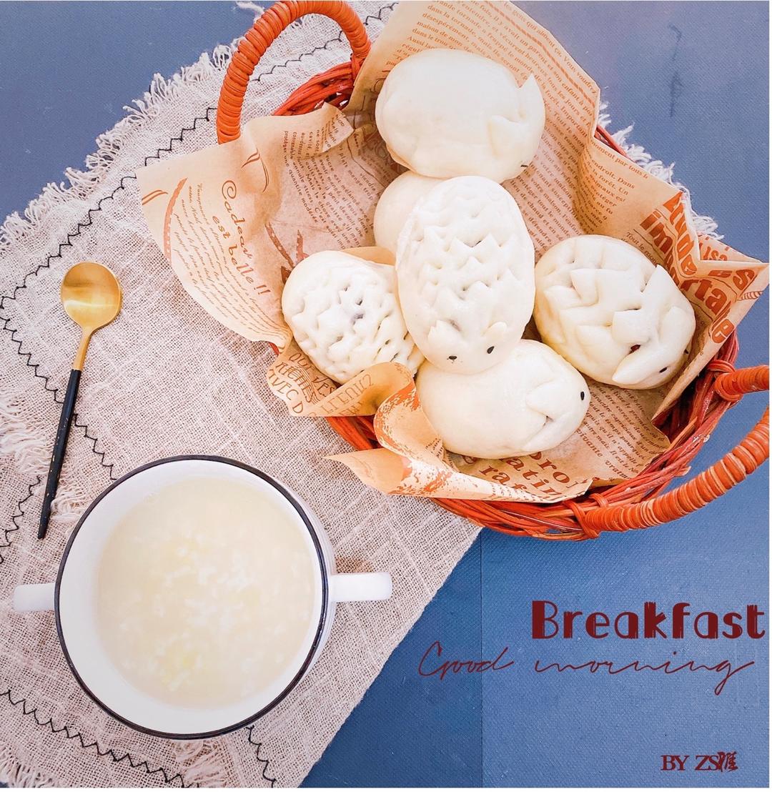 卡通刺猬兔子豆沙包