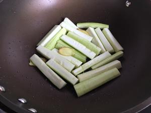 火腿丝瓜豆腐汤的做法 步骤8