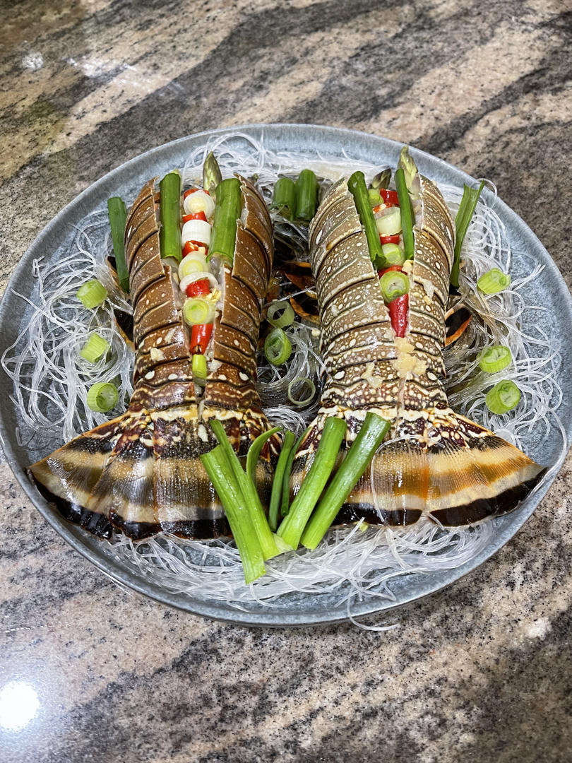 蒜蓉粉丝龙虾尾