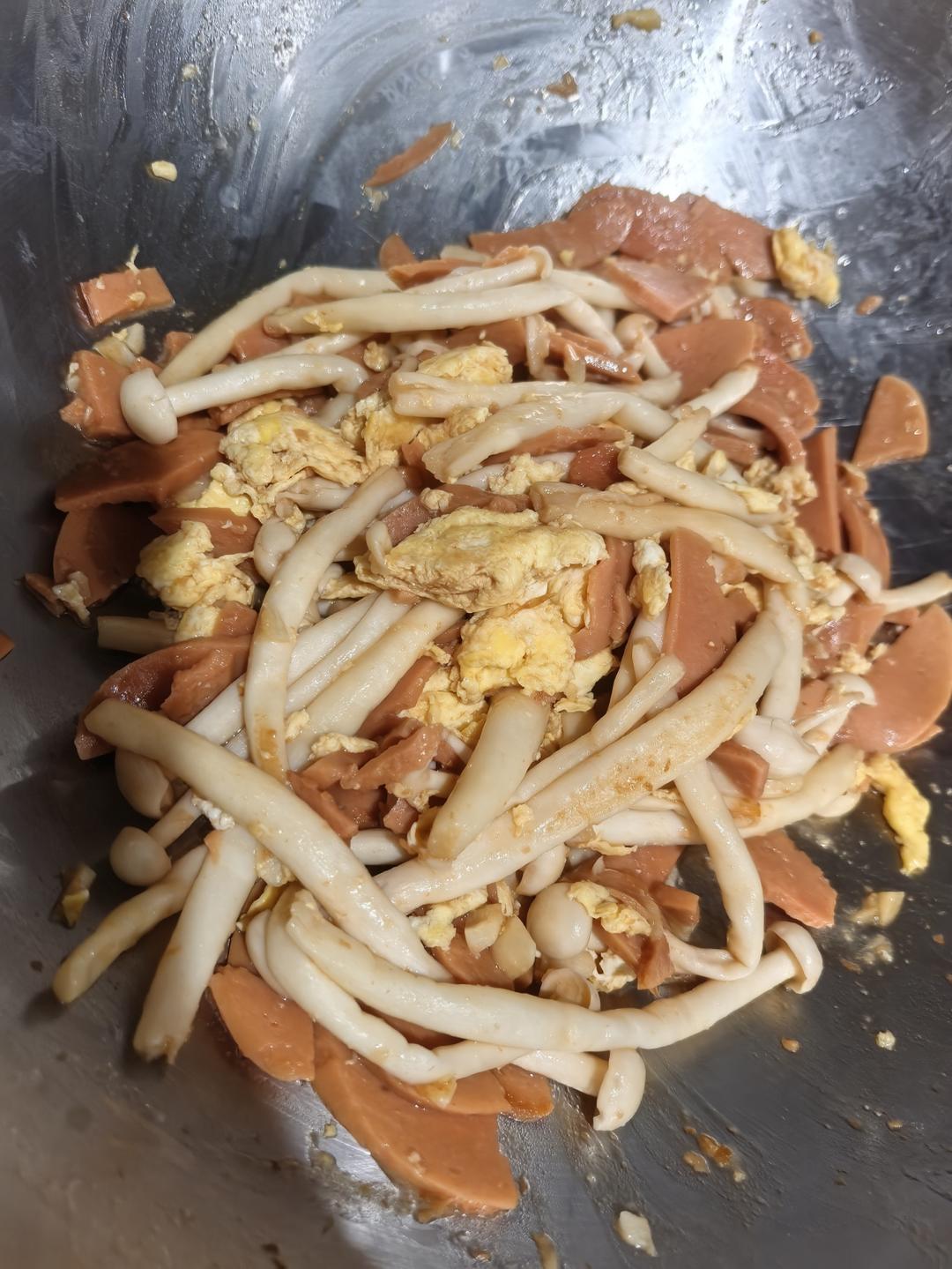海鲜菇火腿炒蛋