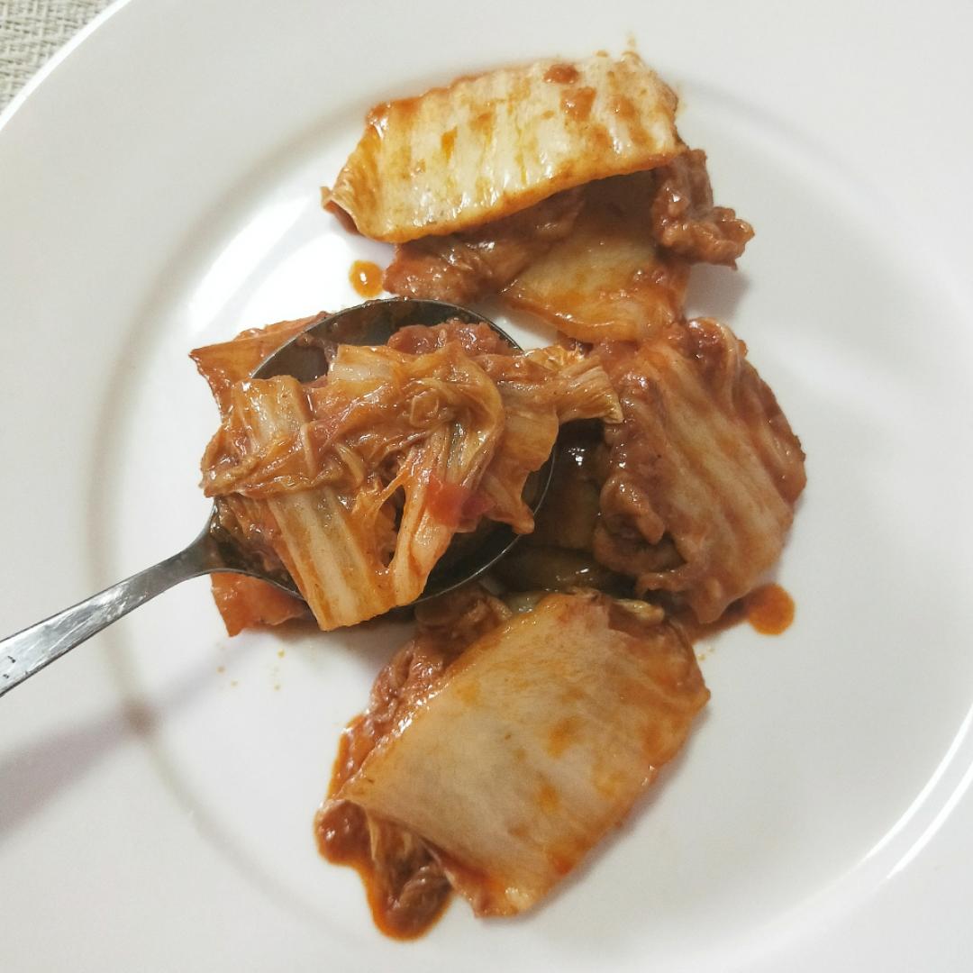 【辣白菜五花肉千层锅】
