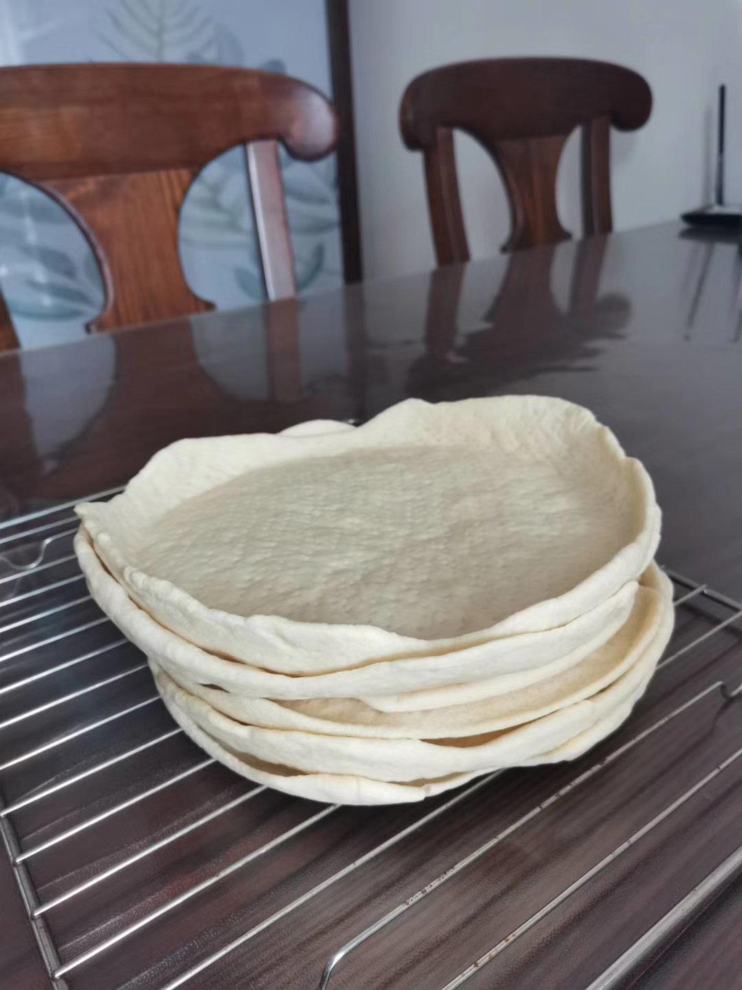 面包机和面做披萨皮