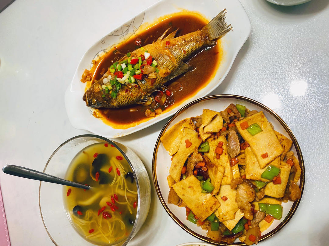 干锅千叶豆腐，千页豆腐