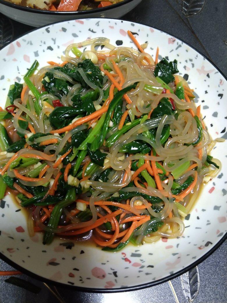 凉拌陆地菠菜粉条