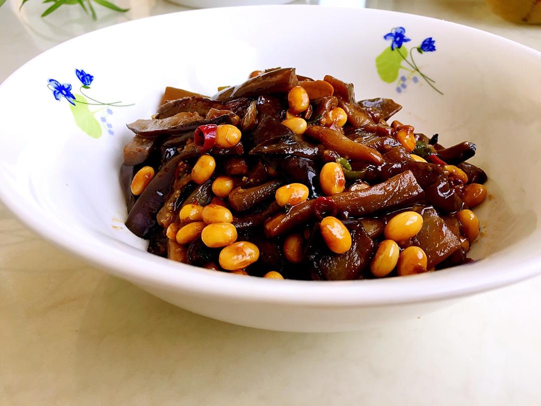 黄豆烧茄子