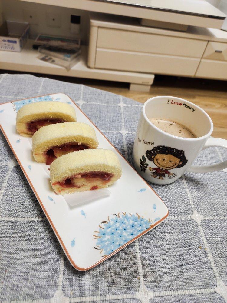 果酱蛋糕卷