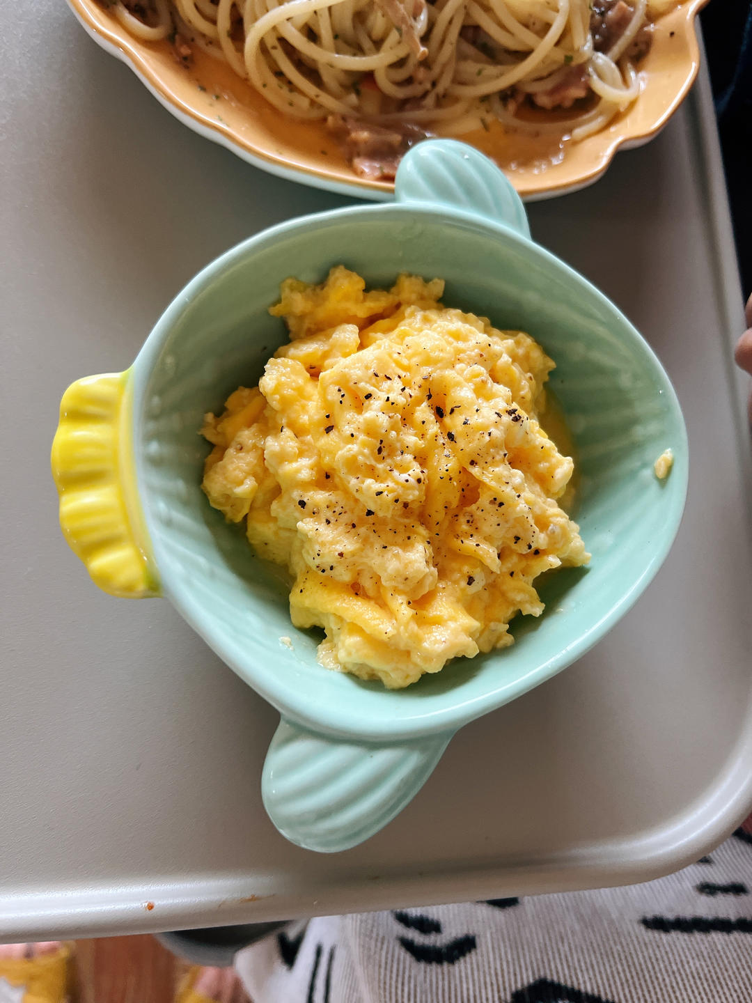 美式炒蛋 scrambled eggs