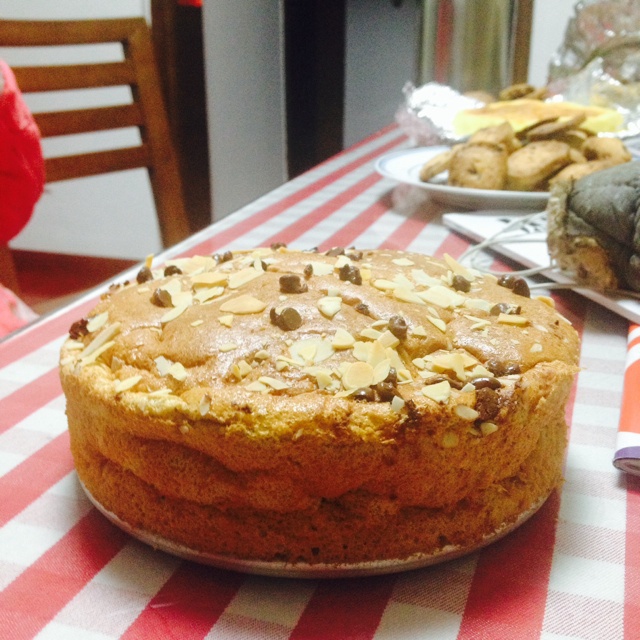 超简单完美戚风蛋糕（6寸2蛋）附打发、翻拌、脱模视频