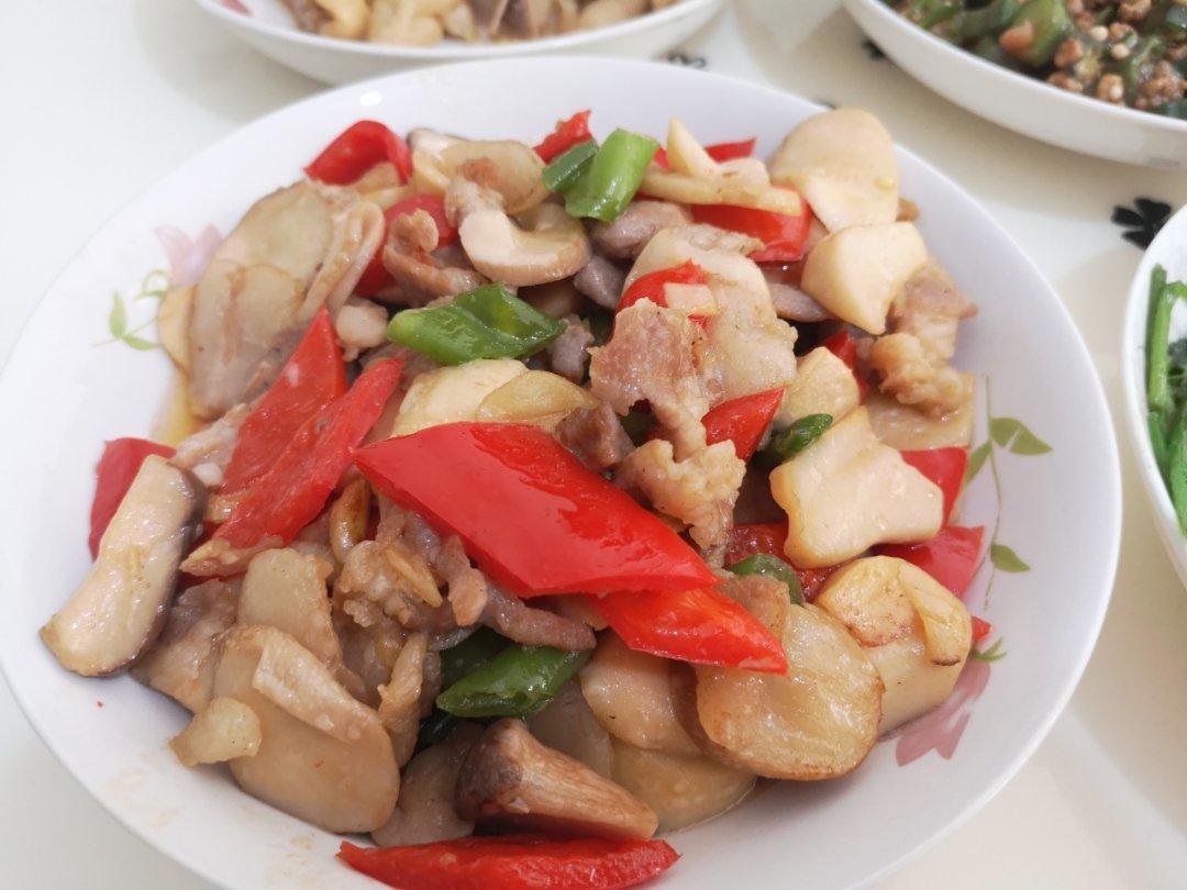 杏鲍菇炒肉片