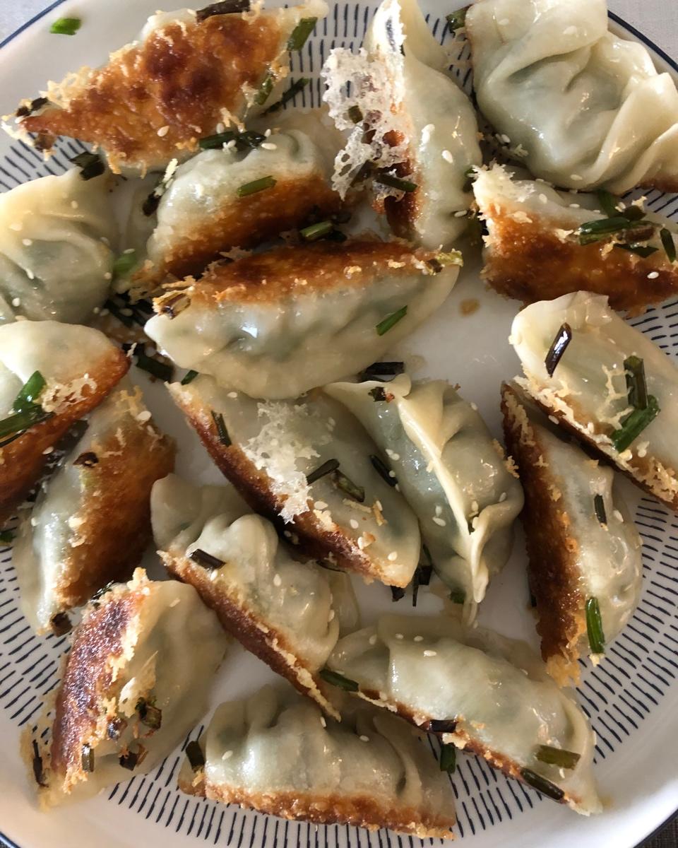 荠菜冬笋鲜肉饺子