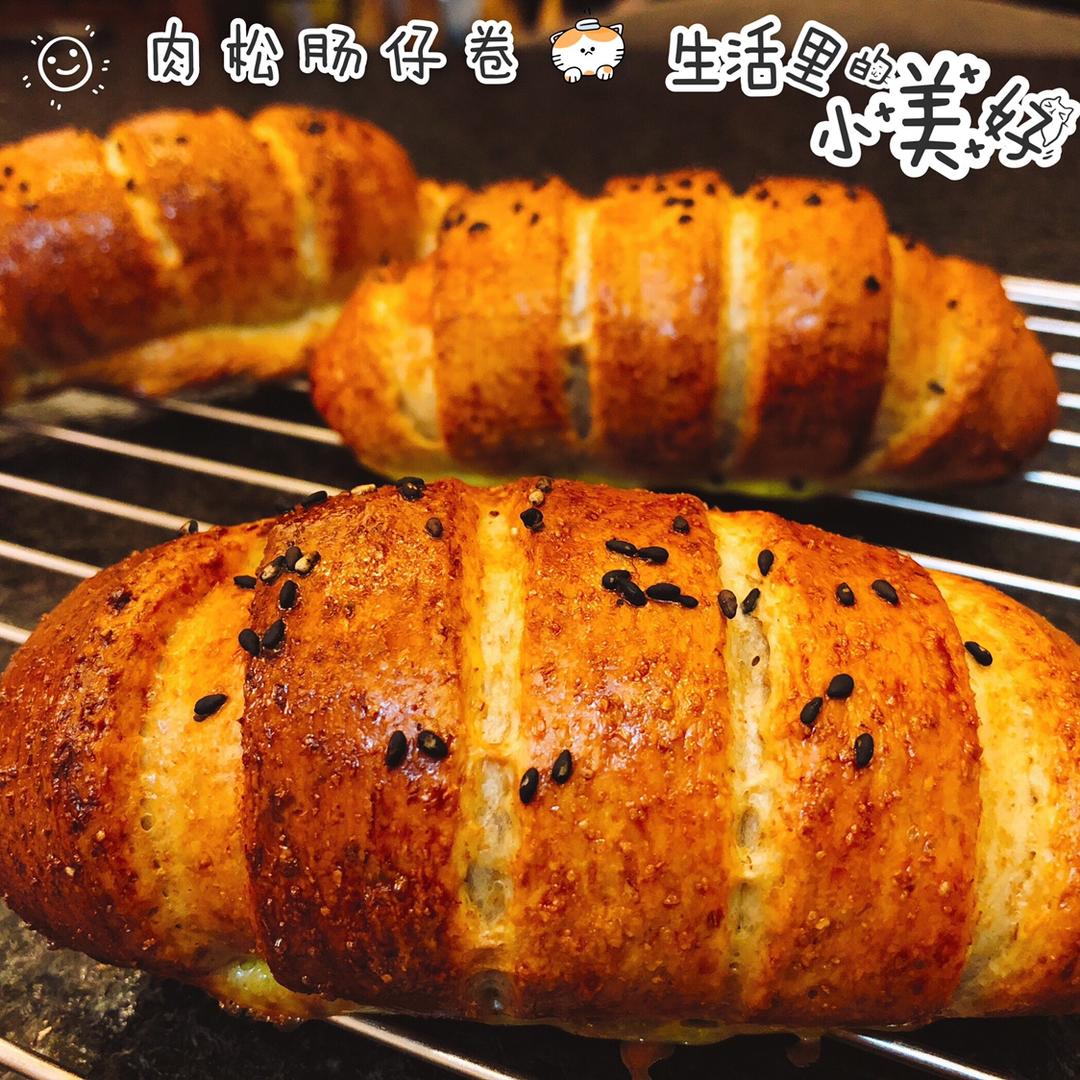 肉松肠仔包