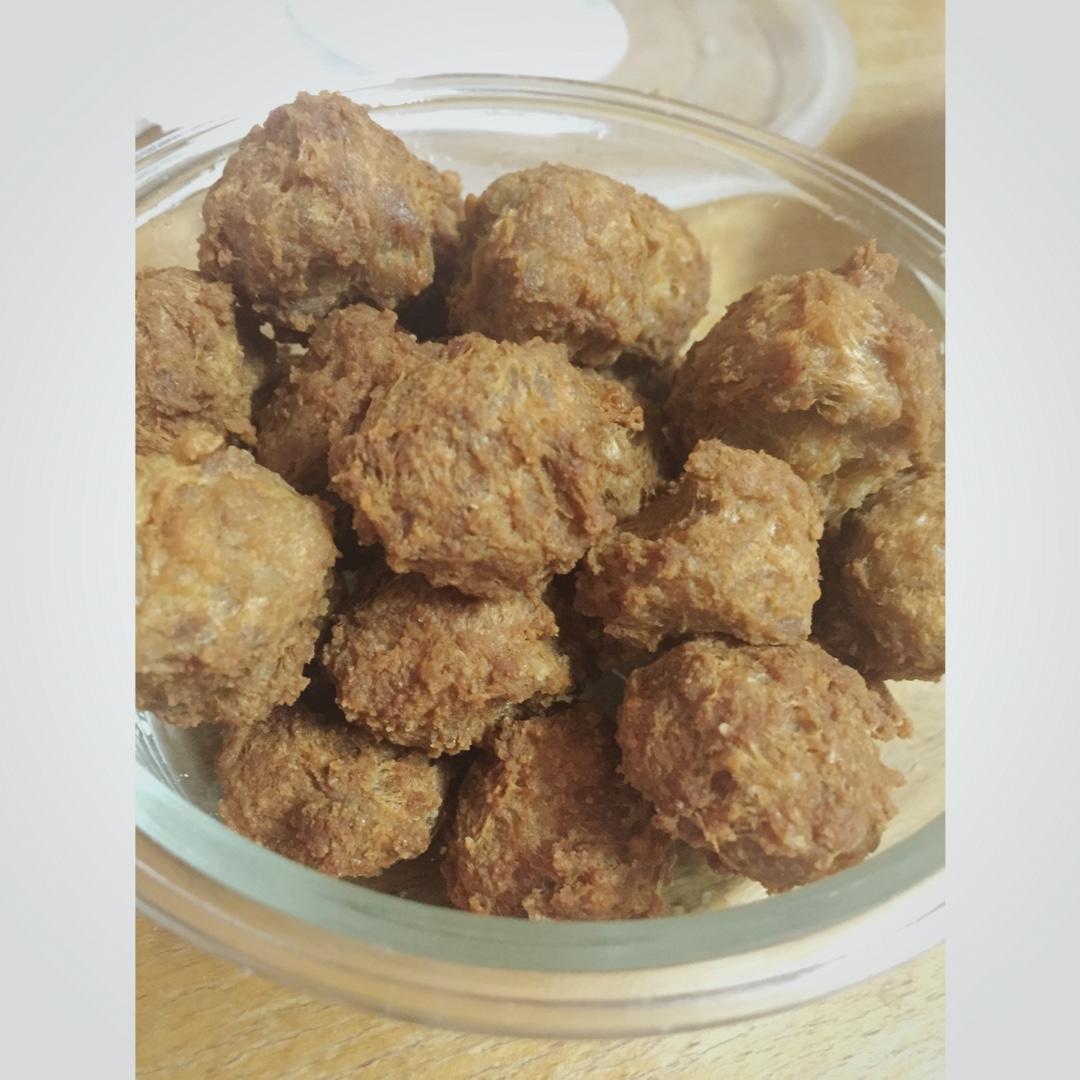 酥炸肉丸