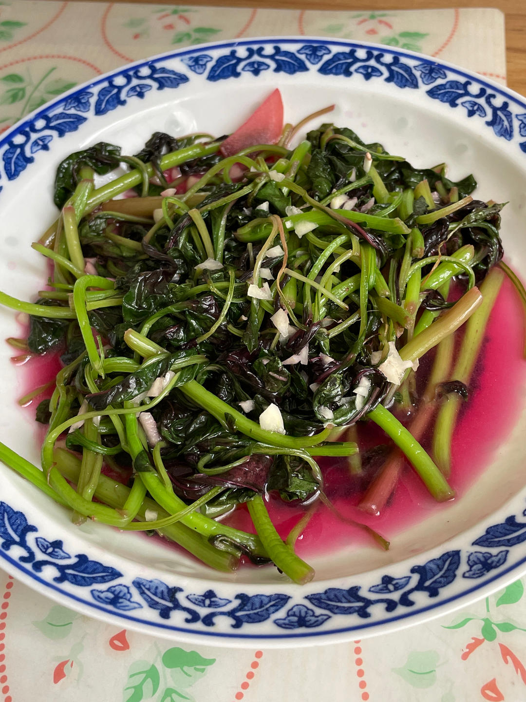 清炒红苋菜（简单菜也有窍门，一看就明白）