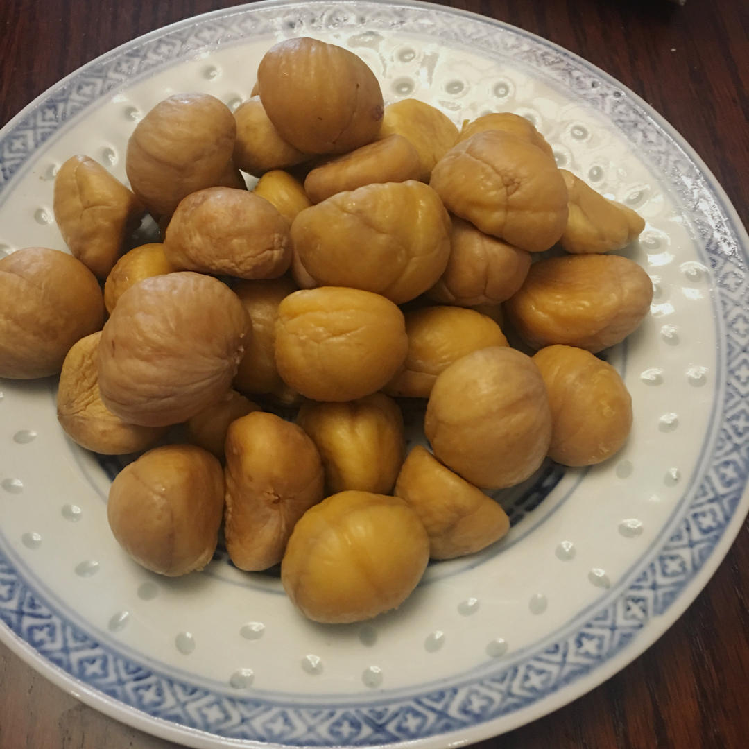 巧剥生板栗