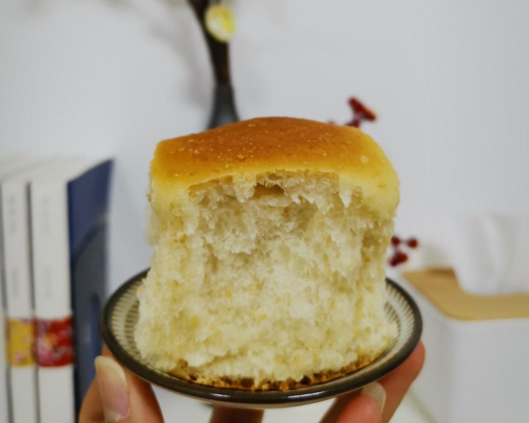 全麦酒酿椰蓉小面包