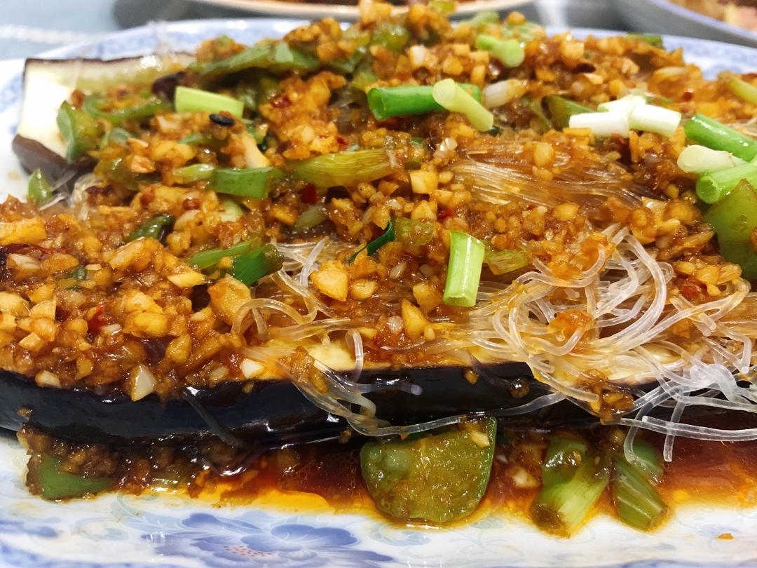 超级下饭的飘香剁椒蒜蓉蒸茄子🍆