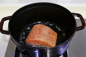 柠香奶汁三文鱼--Staub珐琅铸铁锅的做法 步骤6