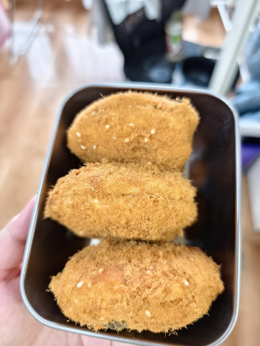 在家自己也能做的肉松小贝，松松软软咸香美味，关键细节赶快收藏