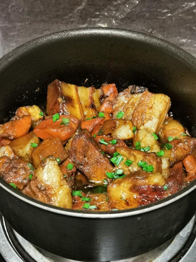 不焯水不放油的家常红烧肉