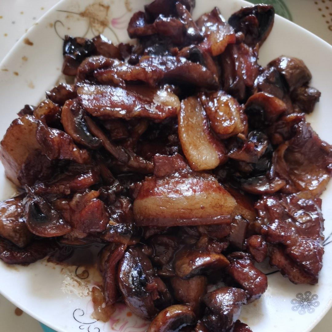 口蘑烧肉