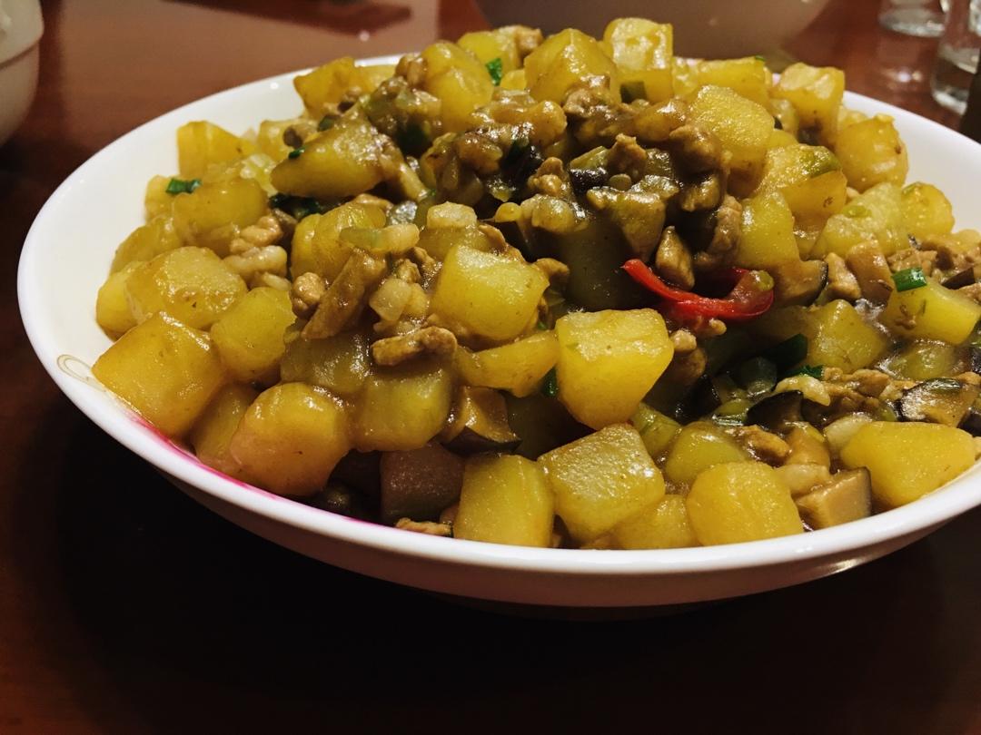㊙️香菇土豆肉沫拌饭❗️比外卖还好吃