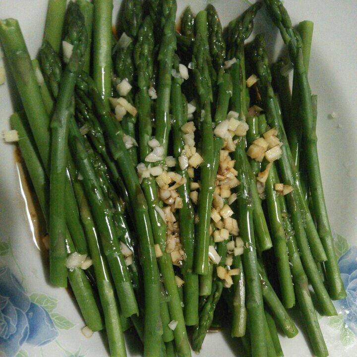 鲜味油淋芦笋