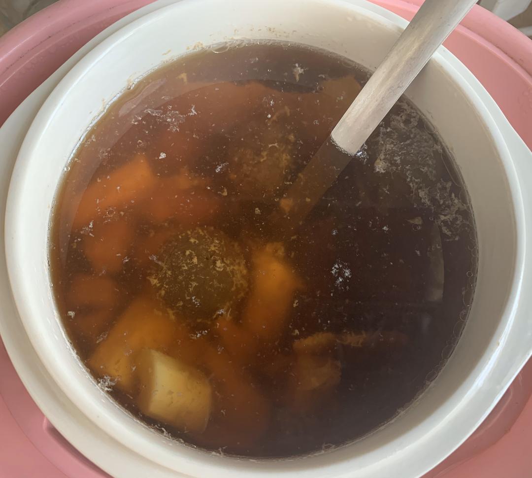 黑蒜淮山瘦肉汤的做法