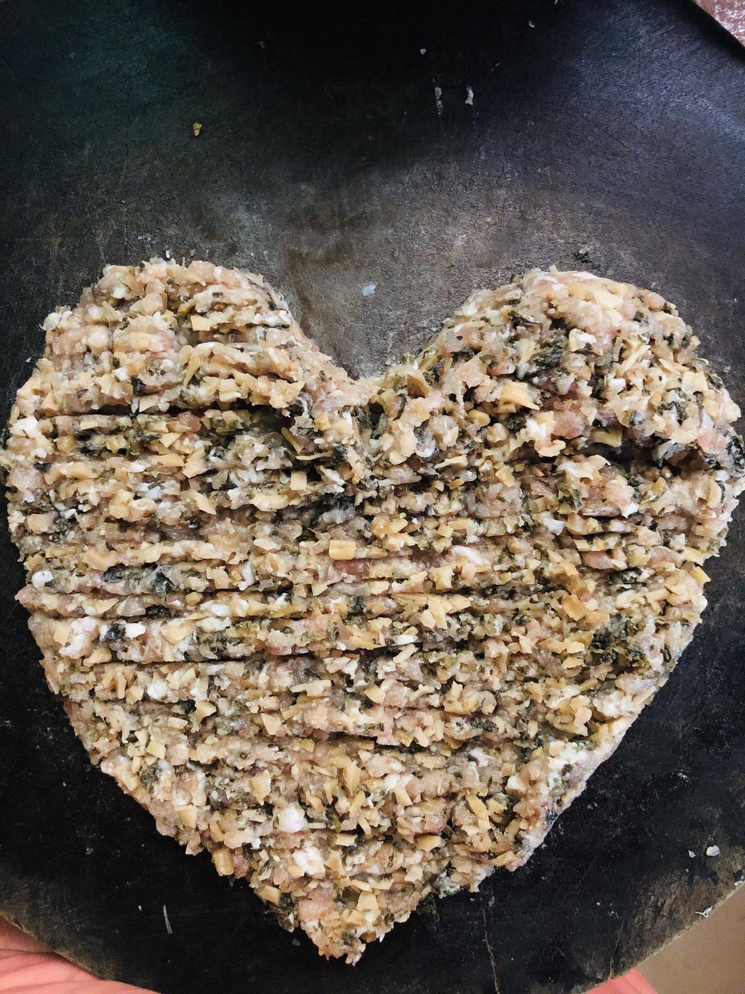 头菜蒸猪肉的做法