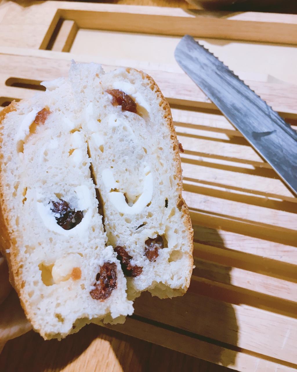 全麦蔓越莓乳酪软欧（附法国老面配方）