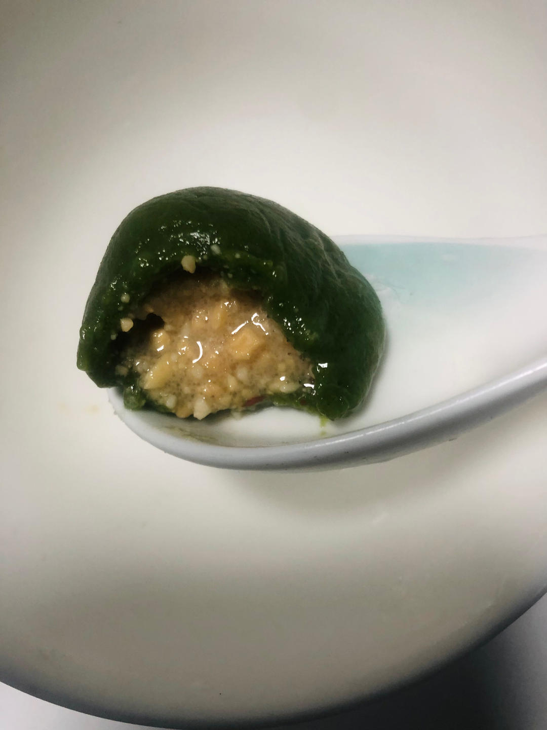 自制花生馅汤圆