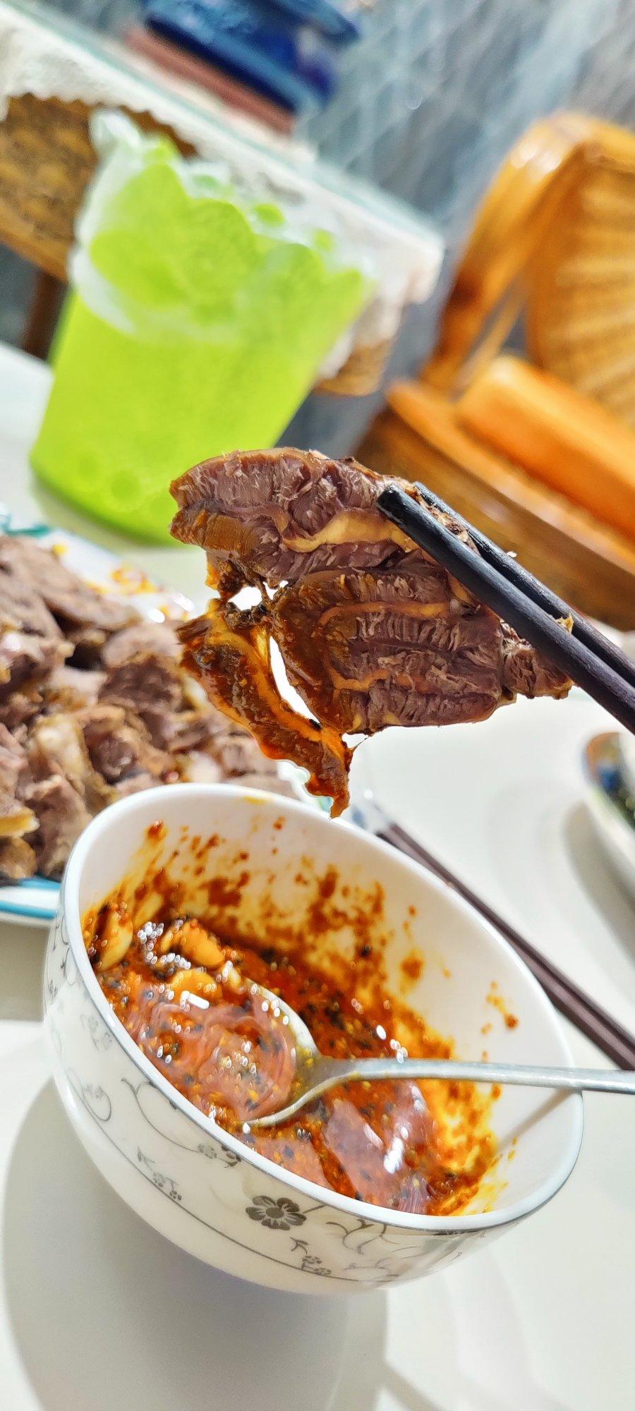 卤牛肉