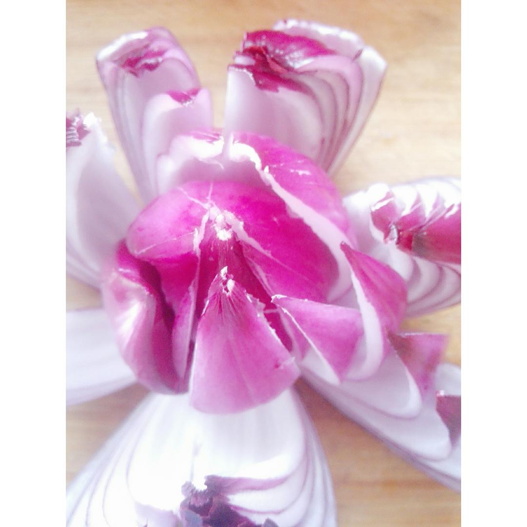 洋葱莲花