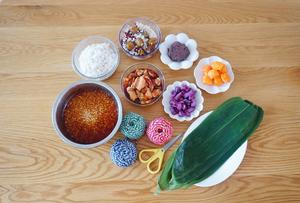 干贝五花肉粽、红豆蜜枣粽、紫薯粽、咸蛋黄肉粽的做法 步骤19