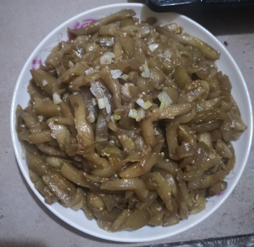 家常小炒茄子条