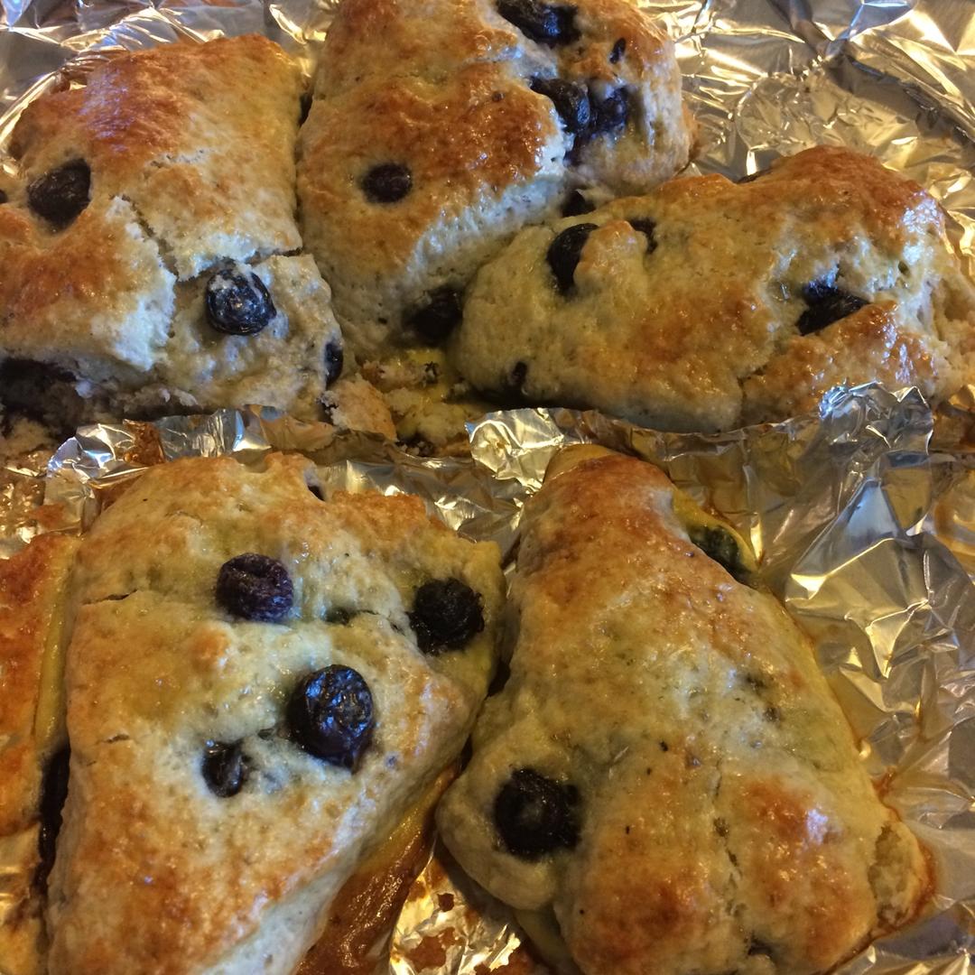 蓝莓司康 Blueberry Scone