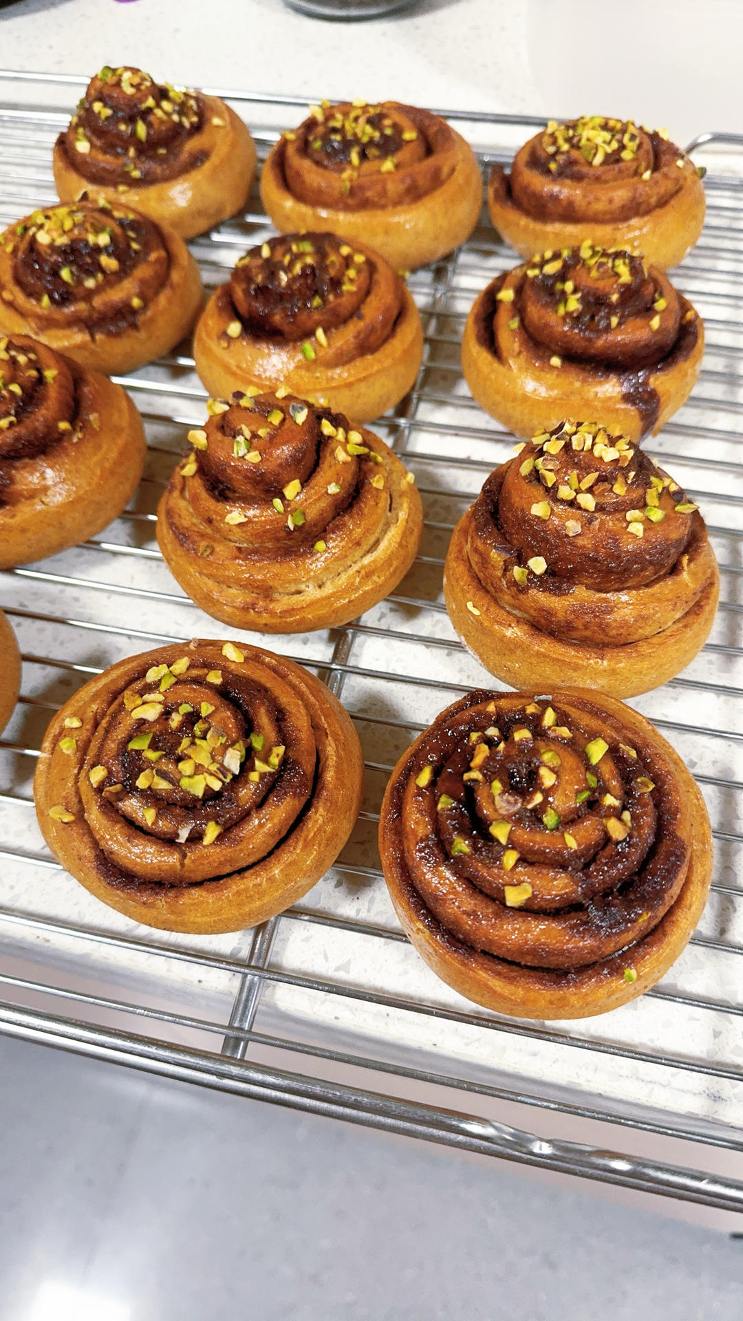 没有什么比这个红糖肉桂卷更适合秋天了！