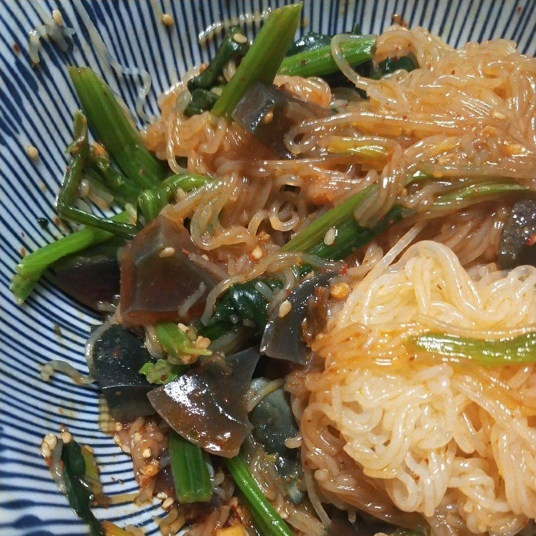 ‼️万能凉拌酱汁‼️菠菜这样做，好吃到哭