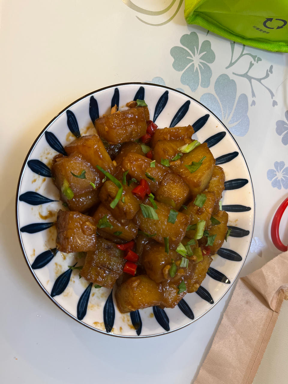 红烧冬瓜最完美做法，不加一滴水，瞬间秒杀红烧肉