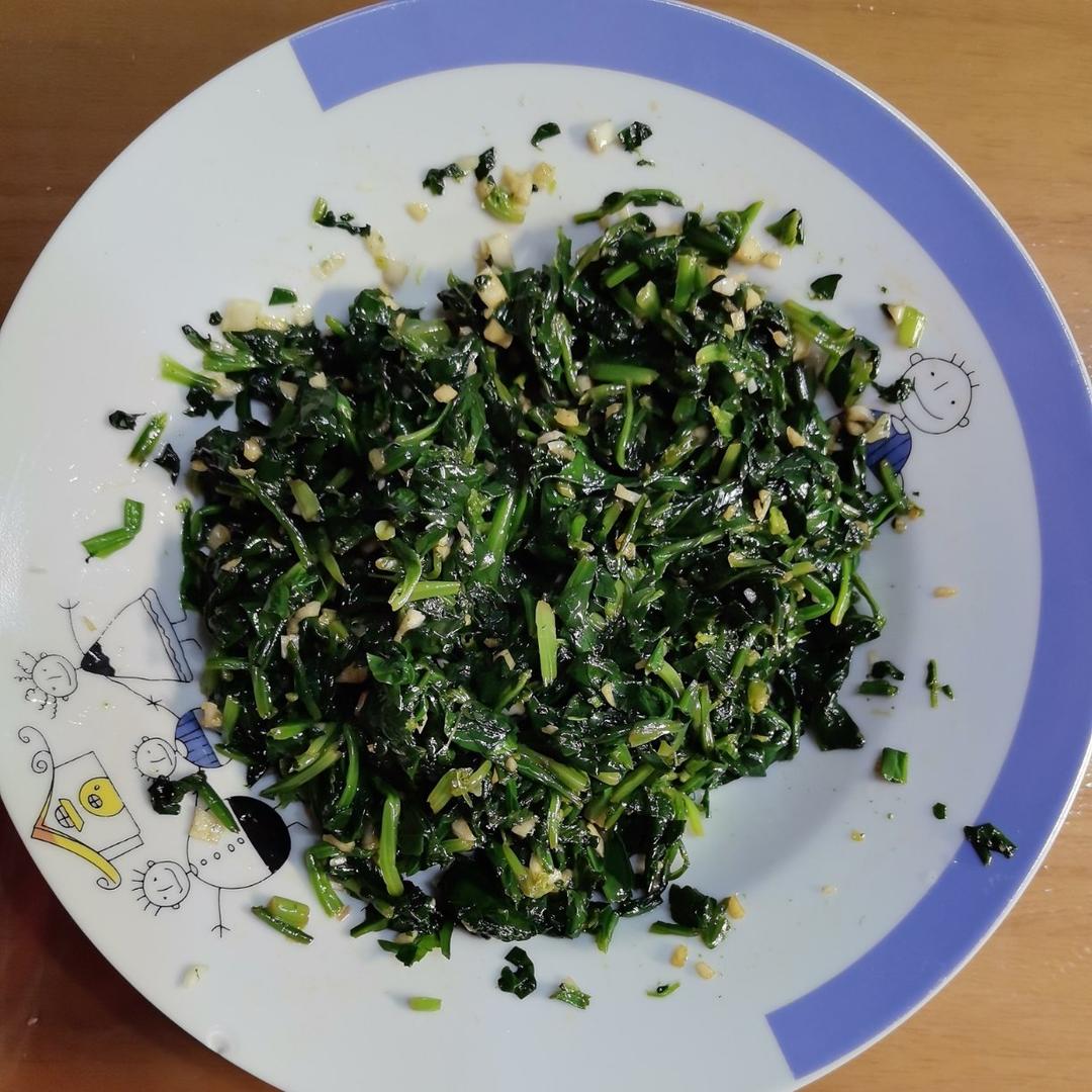 凉拌菠菜(家传秘方)