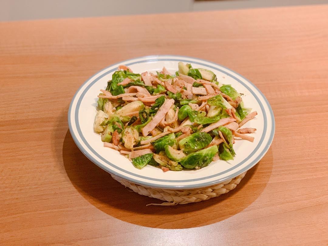 培根炒孢子甘蓝