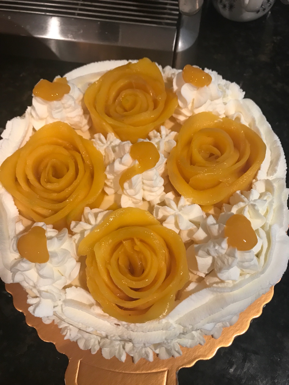 酸奶芒果慕斯蛋糕
