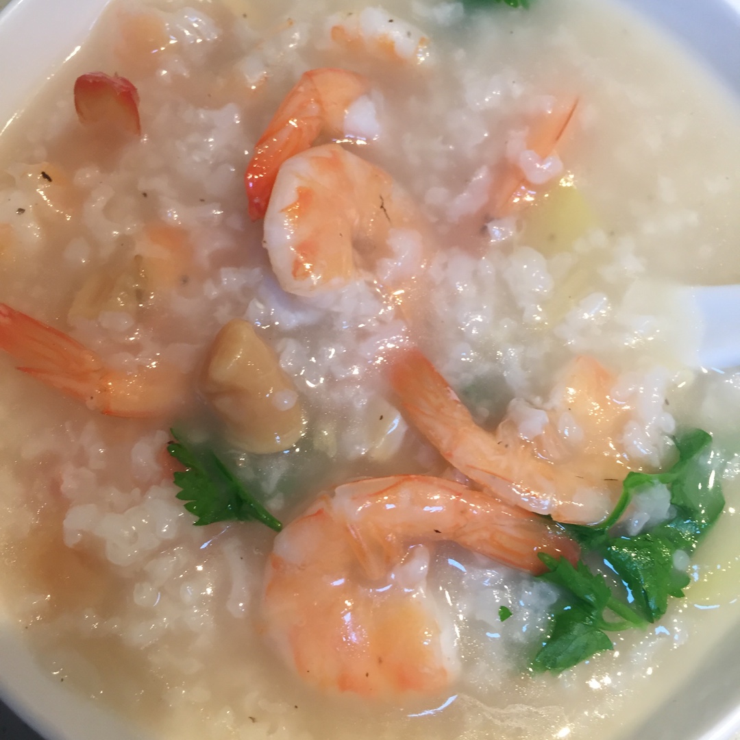 米酸1做的秘制鲜虾粥