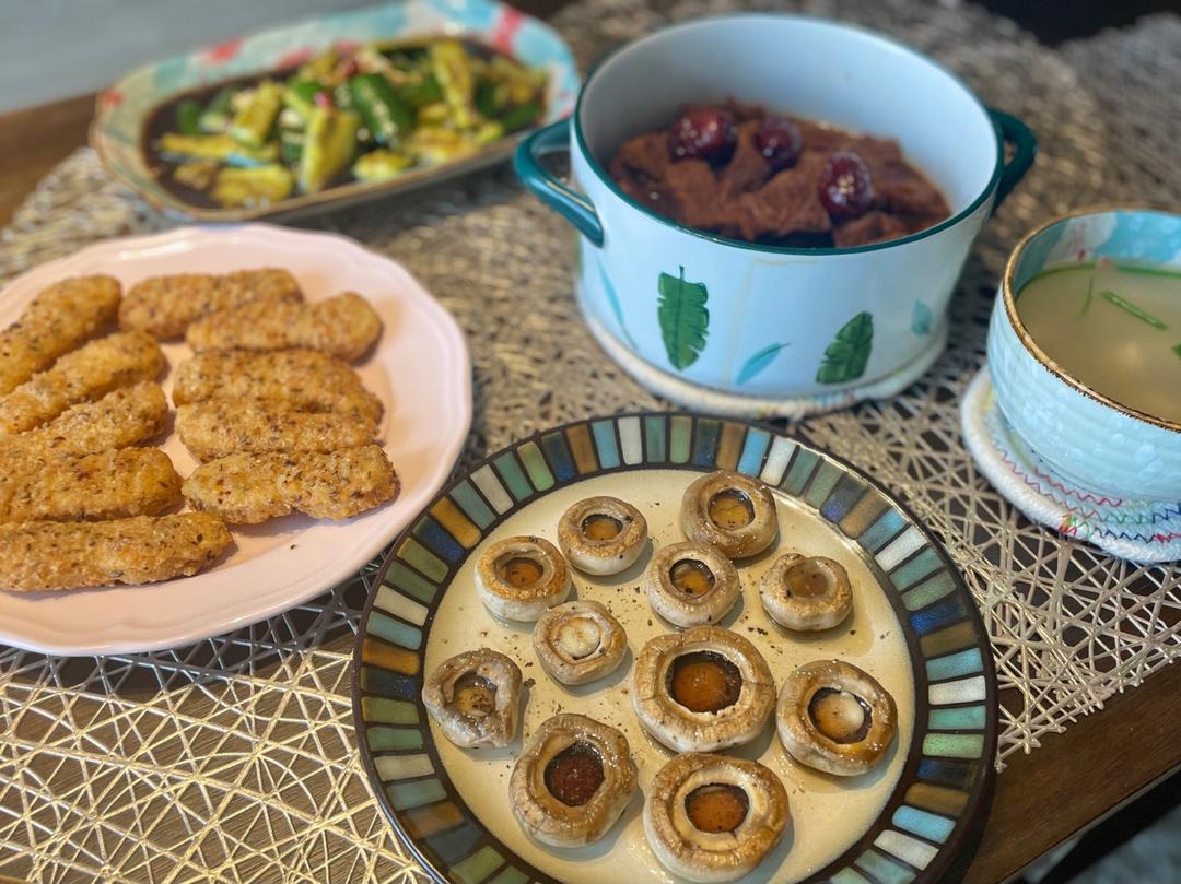 香煎口蘑  鲜的扭起来