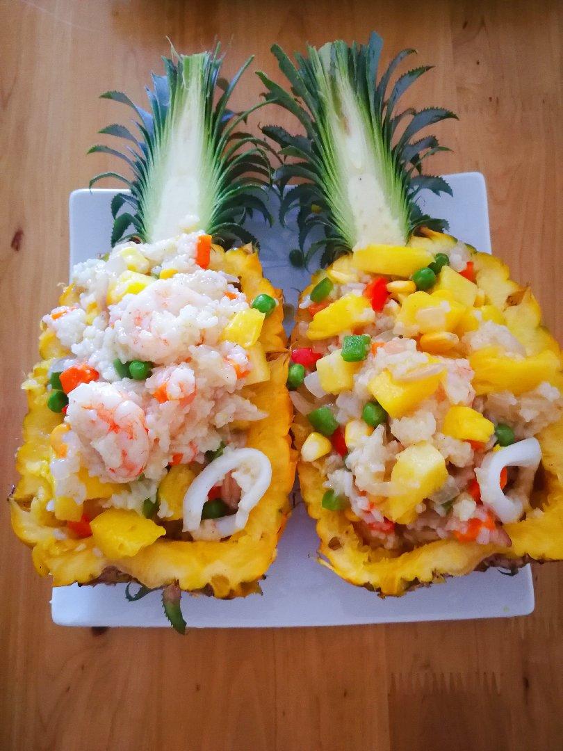 菠萝炒饭