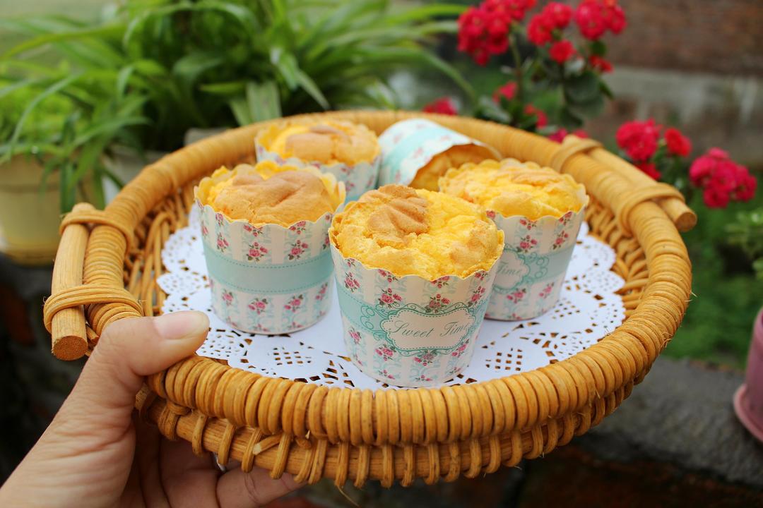 肉松拔丝小蛋糕